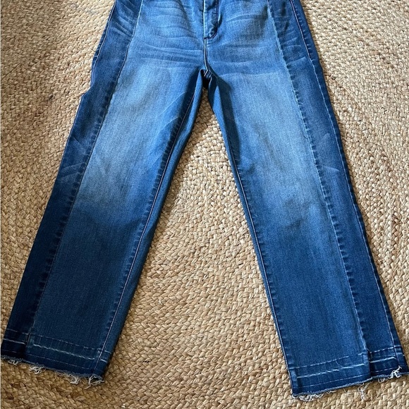 bebe Women’s pants size 29, used in very good condition - Picture 2 of 8